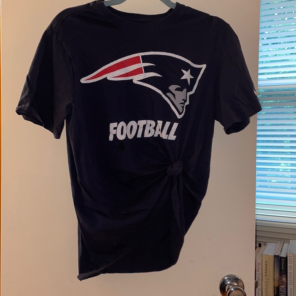 Patriots T shirt with side tie